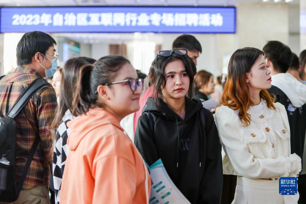 宝运莱游戏官网